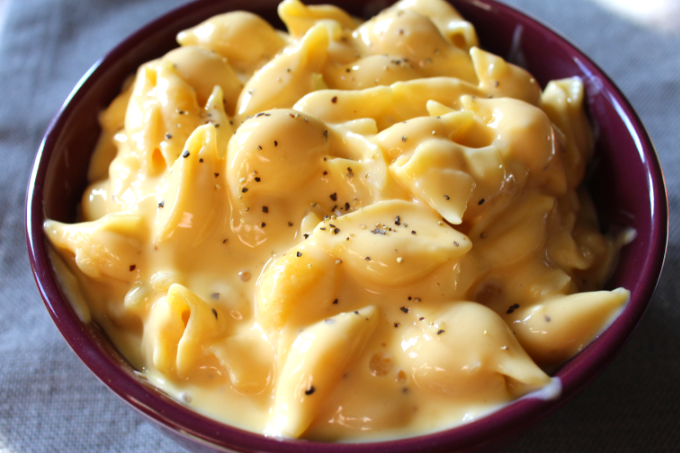 make homemade cheese sauce for mac and cheese